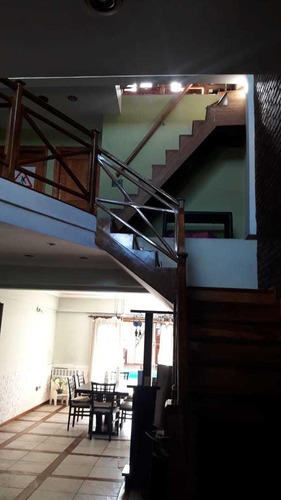 Excelente Chalet Muy Bna Ubicacion-s A De Padua