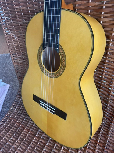Imagen 9 de 9 de Guitarra Flamenca Yamaha Cg172sf Con Cuerdas De Nylon