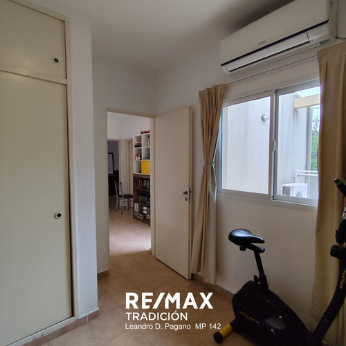 Venta Casa 3 Dorm. - Carlos Gardel 365, Rcia.