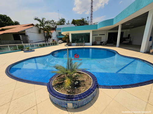 Linda Casa E Confortável Com Vista Panorâmica Em Manaus Em Condominio Fechado Em Adrianopólis, Bairro Nobre Da Cidade.