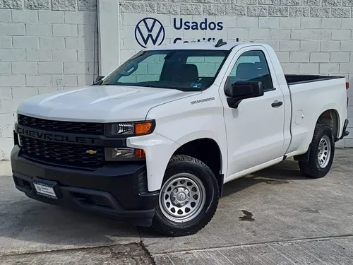 Chevrolet Silverado 4.3 V6 1500 WT Cabina Regular 4x2 At