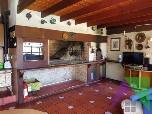 Vendo Y Alquilo Casa En Punta Del Este, Zona Jardines De Córdoba.- Ref: 29790