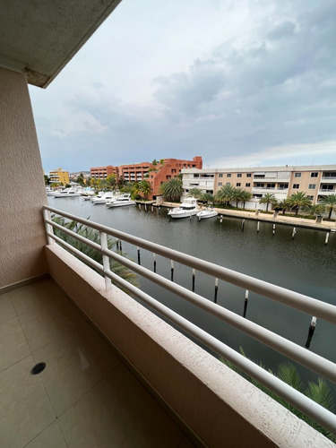Imagen 14 de 16 de En Alquiler Apartamento En C.r Esturión