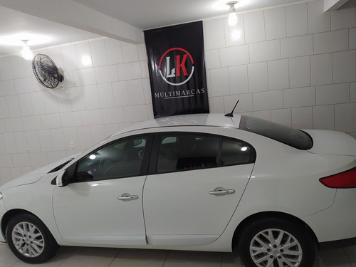 Renault Fluence 2016 2.0 Dynamique Plus X-tronic Hi-flex 4p