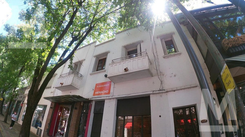 Imagen 2 de 20 de Local - La Plata