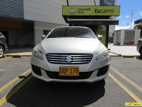 Imagen 2 de 14 de Suzuki Ciaz 1.4 Gl
