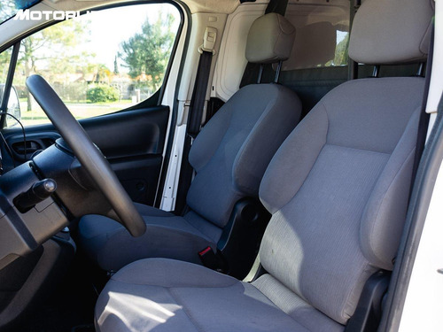 Imagen 5 de 15 de Peugeot Partner 1.6 B9 Extra Full | Permuta / Financia
