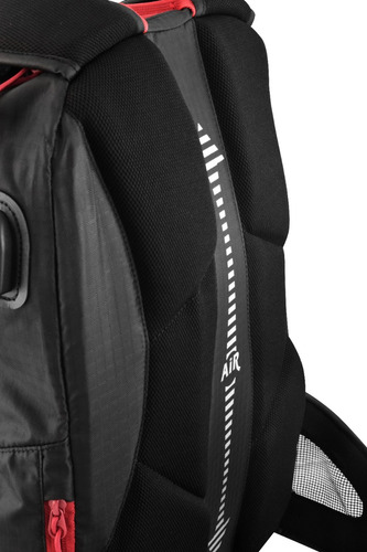Mochila Montaña Pokhara 25l Semi-impermeable Wallis Color Bicolor