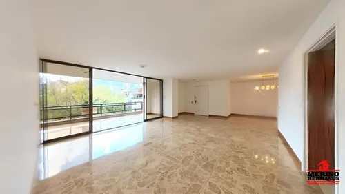 Apartamento En Arriendo En Medellín - El Poblado