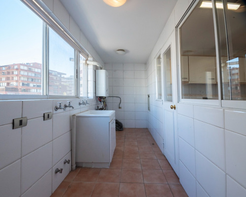 Excelente Departamento 4 Dormitorios Y 4 Baños En El Golf