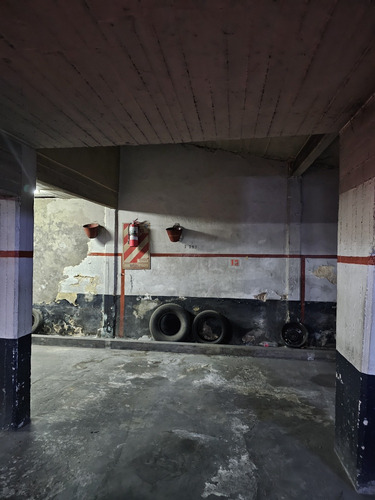 Alquiler Garage Estacionamiento Cochera Pb Portón Automático
