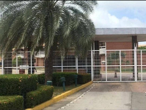 Townhouse Duplex Conjunto Villas Del Valle Margarita