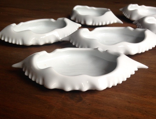 Imagem 1 de 3 de Kit 6 Casquinhas De Siri Porcelana Branca Forno E Microondas