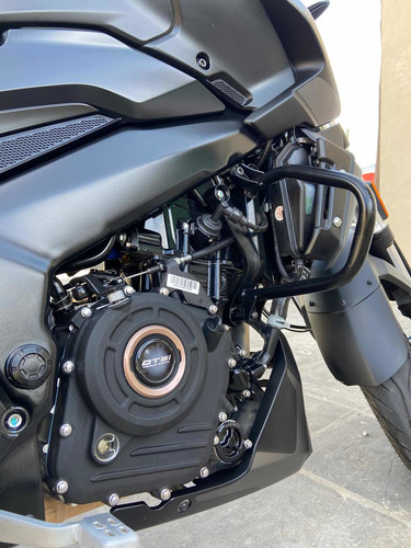 Bajaj Dominar 400ug