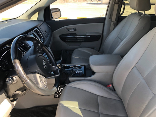 Imagen 10 de 25 de Kia Carnival 2.2 Crdi ¡excelente Oportunidad Por Su Estado!