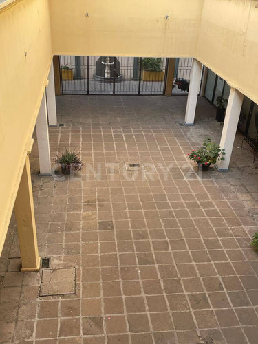 Local Comercial En Plaza Vips Segundo Piso Para Ofocinas O Consultorios