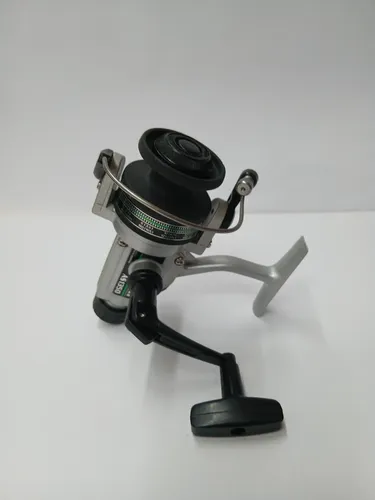 daiwa as1350 reel Legalis LT Spinning Reel, Size: 4000D-C The Air Rotor features a smooth protrusion Daiwa AS1350 Spinning Reel Side