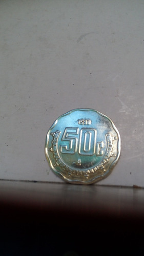 Imagen 4 de 8 de Moneda De 50 Centavos Mx Fecha Mal Acuñada (1598)