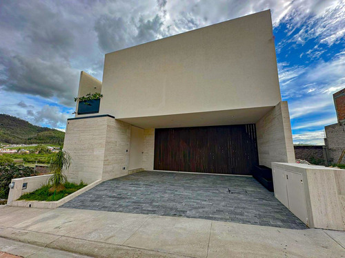 Casa En Venta En Tres Marias Morelia, Michoacan