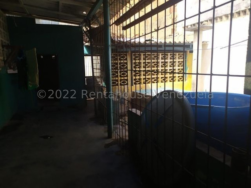 Imagen 13 de 15 de Casa Tucacas 0412-3640584 E.q