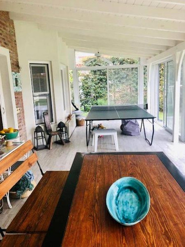Venta De Excelente Casa En Lote Interno En Solares Del Talar