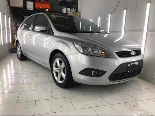 Ford Focus 2 1.6 Trend Sigma 2012