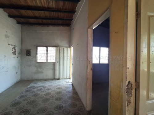 Imagen 4 de 30 de Casa Cómoda En Zona Este En Venta Barquisimeto El Cercado, José G. López 04145533925 Codigo 22-21303 Lara, Venezuela