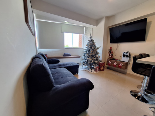 En Venta Moderno Apartamento, Res Dinastia Iii, 2hab