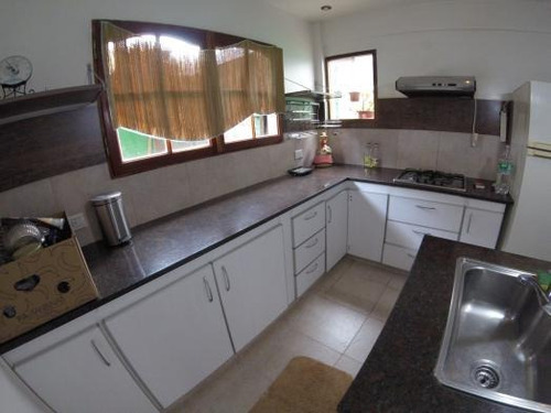 Imagen 6 de 14 de Venta Casa De 8 Ambientes En Mar De Ajo