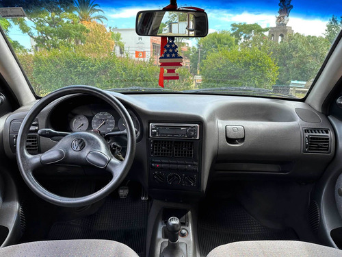 Imagen 11 de 17 de Volkswagen Gol 1995 1.6 Gli