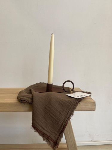 Imagen 3 de 3 de Candelabro De Metal Diseño Y Deco Para Tu Mesa