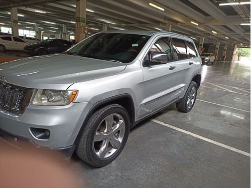 Jeep Grand Cherokee 5.7 Overland Mt