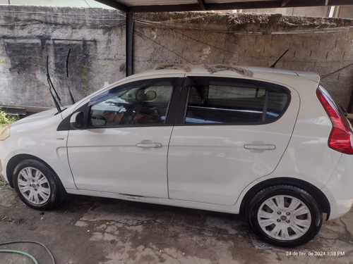 Fiat Palio 1.6 16v Essence Flex Dualogic 5p