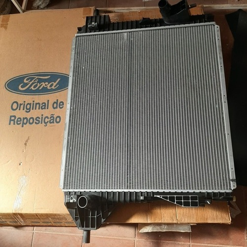 Radiador De Super Duty 250 Camioneta Original