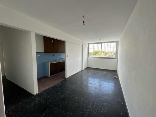 Apartamento En Alquiler 2 Dormitorios 