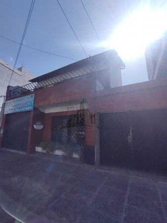 Imagen 1 de 27 de Venta - Casa - Lote Propio - Con Local - Garage - 5 Ambientes - Jose Ingenieros - Tres De Febrero