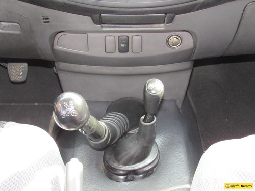 Imagen 15 de 25 de Toyota Hilux 2.5 4x4