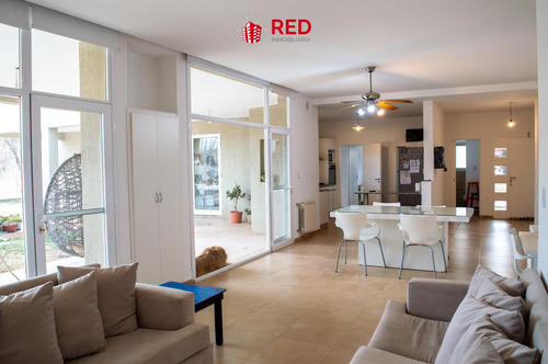 Vende Casa En Barrio Privado Los Olivos