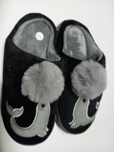 Pantufla Delfin 36 Al 40 Negro.