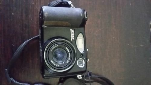 Camara Nikon Coolpix 5400