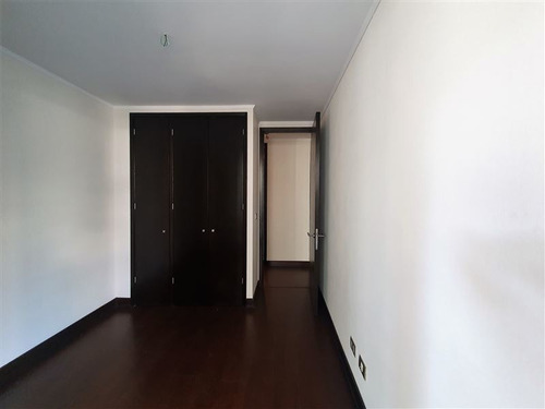 Departamento En Arriendo De 2 Dorm. En Vitacura