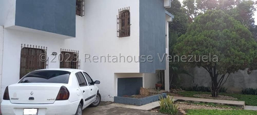 Milagros Inmuebles Casa Venta Barquisimeto Lara Zona Norte El Cuji Economica Residencial Economico Oportunidad Pecio Inmobiliaria Rentahouse N° 24-18007