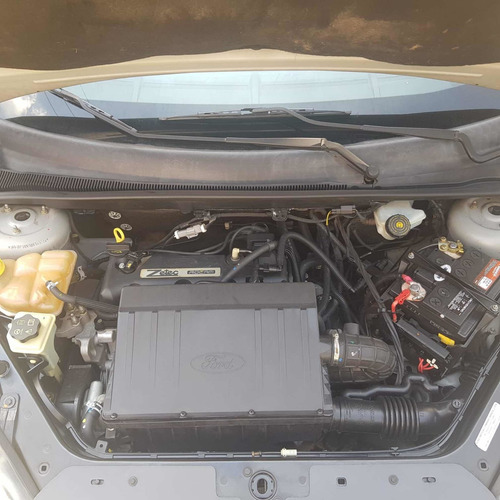 Imagen 10 de 10 de Ford Ikon Sedan, Manual, 4 Cil