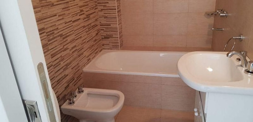 Departamento En Venta En Liniers