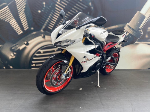 Daytona 675 R 2014