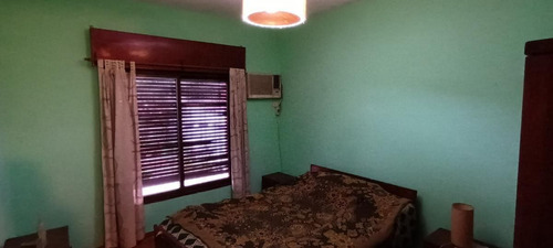 Oportunidad Venta Casa De 3 Ambientes Castelar, Acepta Permu