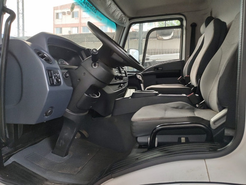 Imagem 9 de 16 de Ford Cargo 1723 2017 4x2 - 20 Mil Kms - Graneleiro