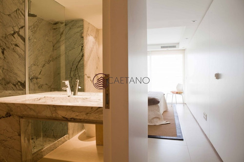 Imagen 13 de 24 de Penthouse En Venta Seis Dormitorios Y Servicio Frente Al Mar - Punta Del Este Brava