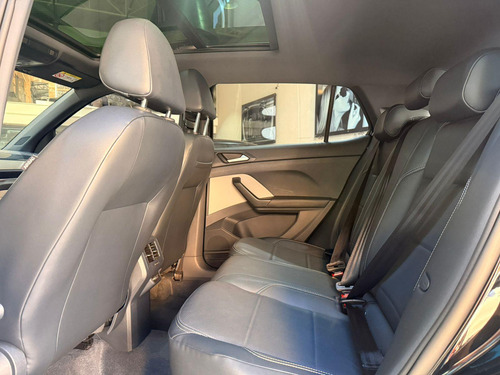 Volkswagen T-Cross 1.4 250 TSI TOTAL FLEX HIGHLINE AUTOMÁTICO