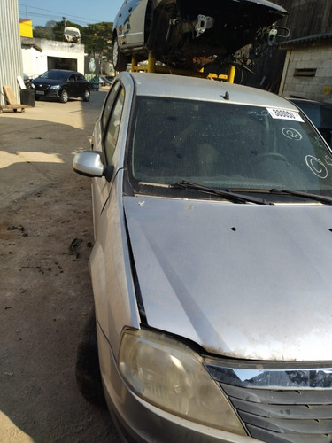 Imagem 2 de 9 de Sucata Peças Logan Exp 1.6 8v Ano: 10/11 Álcool/ Gasolina